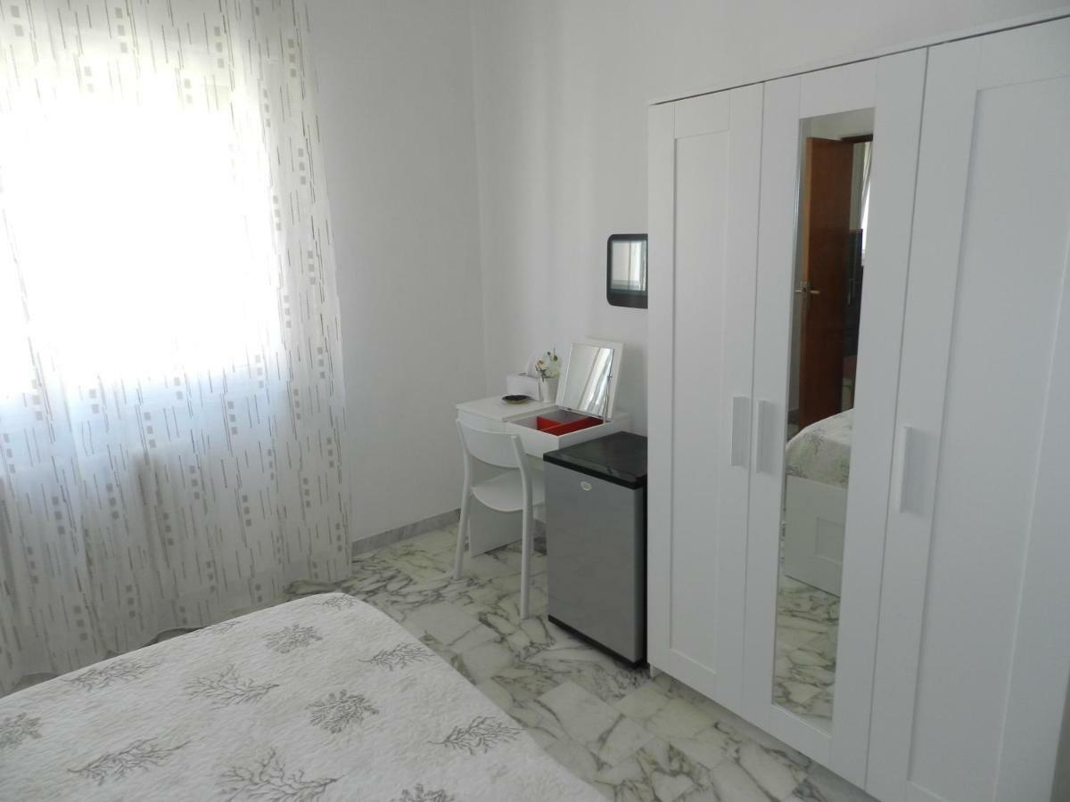 B&B Anter โมโนโปลี ภายนอก รูปภาพ