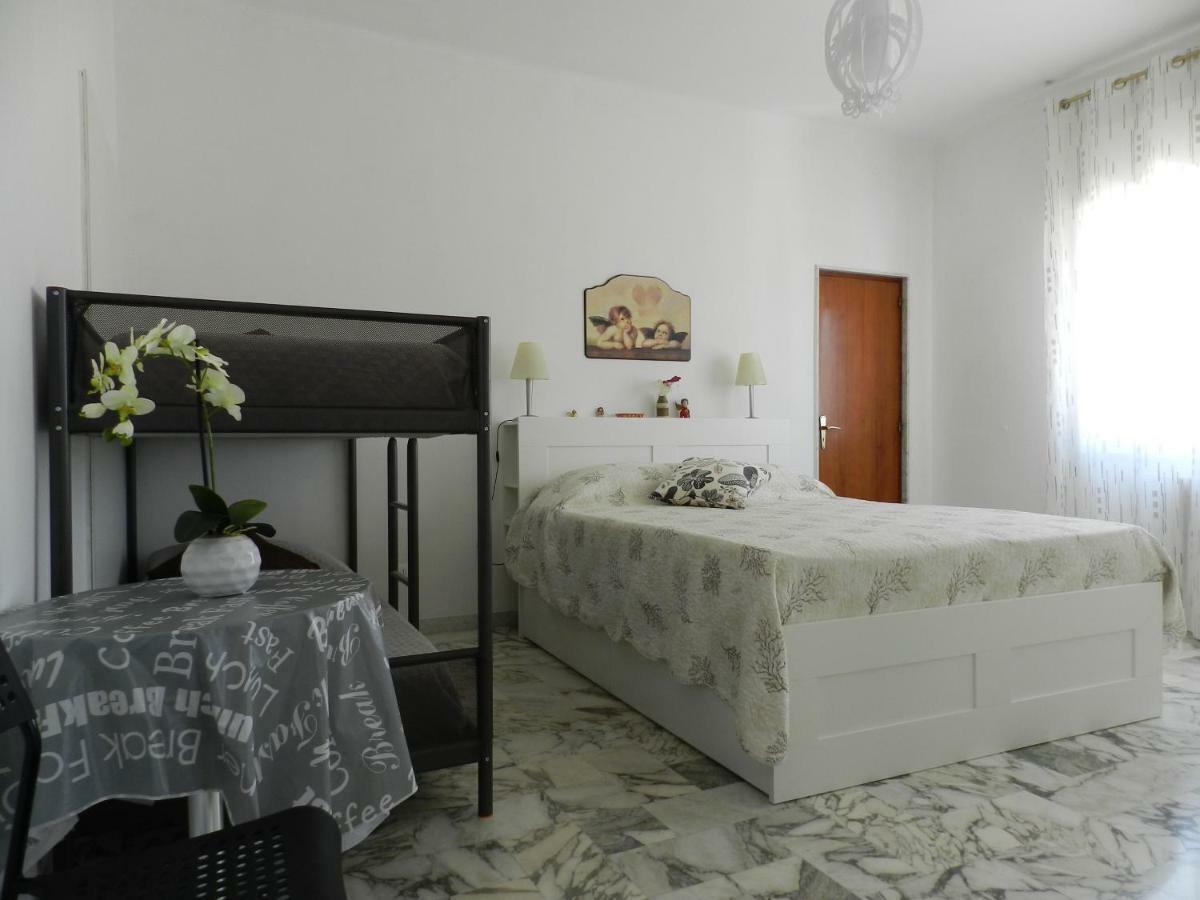 B&B Anter โมโนโปลี ภายนอก รูปภาพ